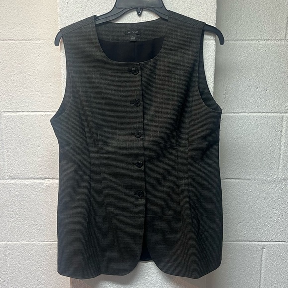 Ann Taylor Tops - Ann Taylor Black and Brown Sleeveless Tank Top. Size 8
